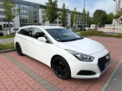 Weiß Gebraucht 2015 Hyundai i40 Classic Kombi | 9.800 € (Fairer Preis)