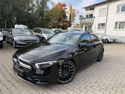 Schwarz Gebraucht 2019 Mercedes A35 AMG AMG Limousine | 32.900 € (Fairer Preis)