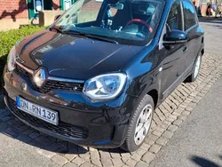 Schwarz Gebraucht 2020 Renault Twingo Intens Kleinwagen | 9.500 € (Fairer Preis)