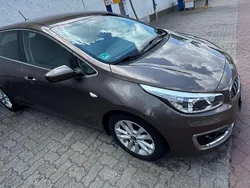 Gebraucht 2016 Kia Ceed DREAM-TEAM Edition Limousine | 8.000 € (Superpreis)