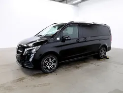 Obsidianschwarz metallic Gebraucht 2024 Mercedes V300 AMG Van / Kleinbus | 66.997 € (Guter Preis)