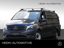 Grau Gebraucht 2022 Mercedes Vito Van / Kleinbus | 30.333 € (Guter Preis)