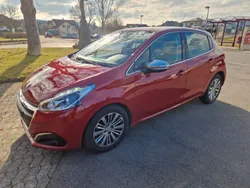 Rot Gebraucht 2018 Peugeot 208 Allure Kleinwagen | 7.899 € (Guter Preis)
