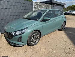 Grün Neu 2025 Hyundai i20 Limousine | 22.249 € (Guter Preis)