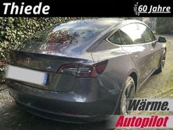 Grau metallic Gebraucht 2022 Tesla Model 3 Standard Range Limousine | 26.850 € (Guter Preis)