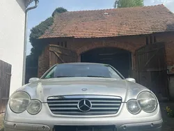 Silber Gebraucht 2003 Mercedes C230 Coupé | 2.300 €