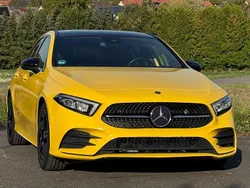 Gelb Gebraucht 2019 Mercedes A180 AMG line Limousine | 19.990 € (Fairer Preis)