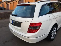 Weiß Gebraucht 2011 Mercedes C180 Elegance Kombi | 6.800 € (Fairer Preis)