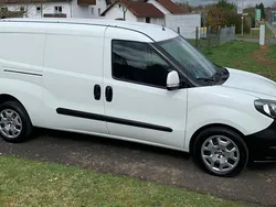 Weiß Gebraucht 2018 Fiat Doblò Van / Kleinbus | 6.590 € (Guter Preis)