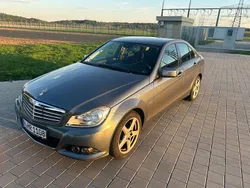 Grau Gebraucht 2011 Mercedes C200 Limousine | 8.000 € (Fairer Preis)