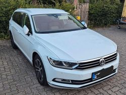 Weiß Gebraucht 2019 VW Passat Highline Kombi | 18.000 € (Fairer Preis)