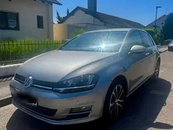 Silber Gebraucht 2015 VW Golf VII LOUNGE Limousine | 9.500 € (Guter Preis)
