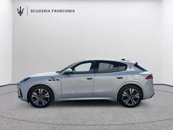 Weiß (bianco astro) Gebraucht 2025 Maserati Grecale Folgore SUV | 98.900 € (Fairer Preis)