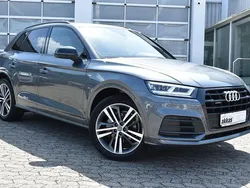 Grau Gebraucht 2018 Audi Q5 S-Line SUV | 30.900 € (Fairer Preis)