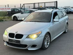 Silber Gebraucht 2005 BMW 530 M Sport Kombi | 2.950 €