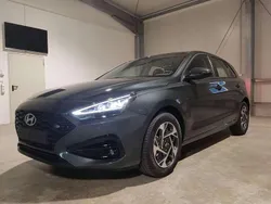 Cypress green Neu 2025 Hyundai i30 GO! Limousine | 20.589 € (Guter Preis)