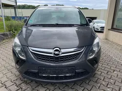 Grau Gebraucht 2013 Opel Zafira Tourer Innovation Van / Kleinbus | 6.499 € (Etwas zu teuer)