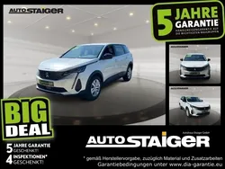 Weissmetallic Gebraucht 2022 Peugeot 5008 Active Van / Kleinbus | 28.490 € (Fairer Preis)