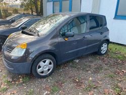 Gebraucht 2005 Renault Modus Van / Kleinbus | 1.250 € (Fairer Preis)