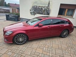 Rot Gebraucht 2014 Mercedes CLS350 Shooting Brake Kombi | 18.749 € (Fairer Preis)