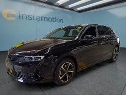 Schwarz Gebraucht 2024 Opel Astra Limousine | 24.449 € (Fairer Preis)