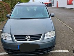 Grau Gebraucht 2003 VW Touran Van / Kleinbus | 3.000 € (Teuer)