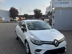 Weiß Gebraucht 2019 Renault Clio IV Intens Limousine | 10.500 € (Fairer Preis)