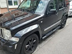 Schwarz Gebraucht 2009 Jeep Cherokee Limited SUV | 5.900 € (Etwas zu teuer)