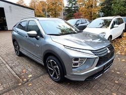 Platinumgrau (m) Gebraucht 2022 Mitsubishi Eclipse Cross Plus SUV | 24.444 € (Guter Preis)