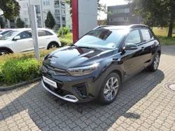 Dunkel schwarz Neu 2024 Kia Stonic 2 SUV | 27.890 € (Fairer Preis)