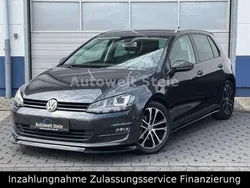 Grau Gebraucht 2016 VW Golf VII Comfortline Limousine | 12.800 € (Fairer Preis)