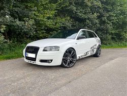 Weiß Gebraucht 2006 Audi A3 Sportback Kleinwagen | 5.250 €