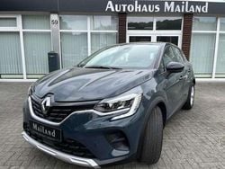 Blue rpe + black gne Gebraucht 2024 Renault Captur Evolution SUV | 17.490 € (Superpreis)