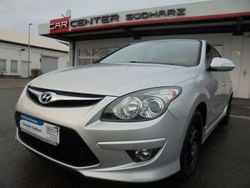 Silber Gebraucht 2012 Hyundai i30 Classic Limousine | 5.600 € (Fairer Preis)