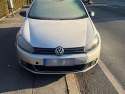 Grau Gebraucht 2011 VW Golf Kombi | 2.000 € (Superpreis)