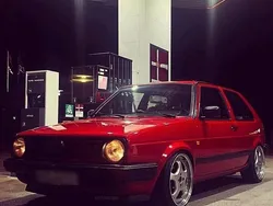 Rot Gebraucht 1991 VW Golf II Kleinwagen | 5.500 €