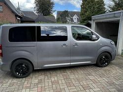 Grau Gebraucht 2019 Opel Zafira Life Selection Van | 29.000 € (Guter Preis)