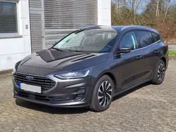 Grau Gebraucht 2022 Ford Focus Titanium X Kombi | 19.990 € (Guter Preis)