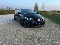 Schwarz Gebraucht 2016 Honda Civic Black Edition Limousine | 31.900 € (Etwas zu teuer)