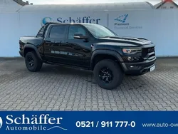 Schwarz metallic Gebraucht 2021 Dodge Ram Abholung | 99.989 € (Guter Preis)