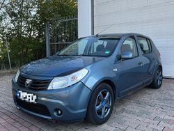 Blau Gebraucht 2009 Dacia Sandero Kleinwagen | 900 € (Guter Preis)