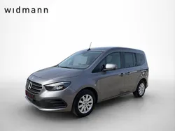 Chromitgrau metallic Gebraucht 2023 Mercedes T180 Edition Van / Kleinbus | 28.850 € (Teuer)