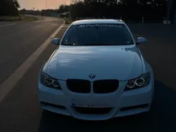 Weiß Gebraucht 2005 BMW 318 M Sport Limousine | 5.000 € (Teuer)