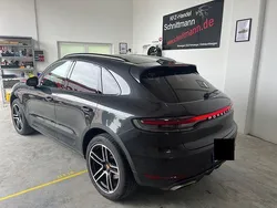 Grau Gebraucht 2020 Porsche Macan Sport SUV | 42.390 € (Superpreis)