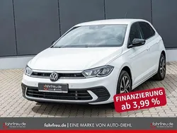 Weiß Gebraucht 2024 VW Polo Goal Limousine | 20.990 € (Guter Preis)