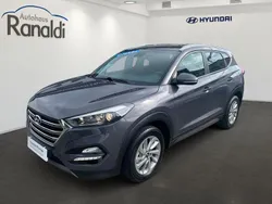 Grau Gebraucht 2016 Hyundai Tucson Style SUV | 13.490 € (Fairer Preis)