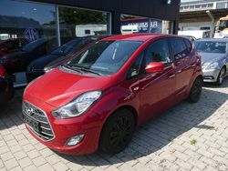 Rot Gebraucht 2016 Hyundai ix20 Passion Kleinwagen | 9.990 € (Etwas zu teuer)
