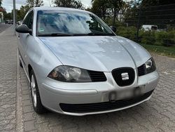 Silber Gebraucht 2004 Seat Ibiza Kleinwagen | 1.429 € (Fairer Preis)