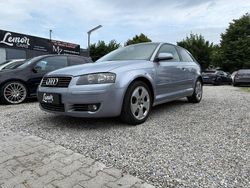 Grau Gebraucht 2004 Audi A3 Limousine | 1.890 €