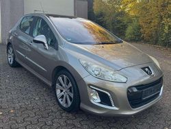 Silber Gebraucht 2012 Peugeot 308 Allure Kleinwagen | 6.990 € (Teuer)